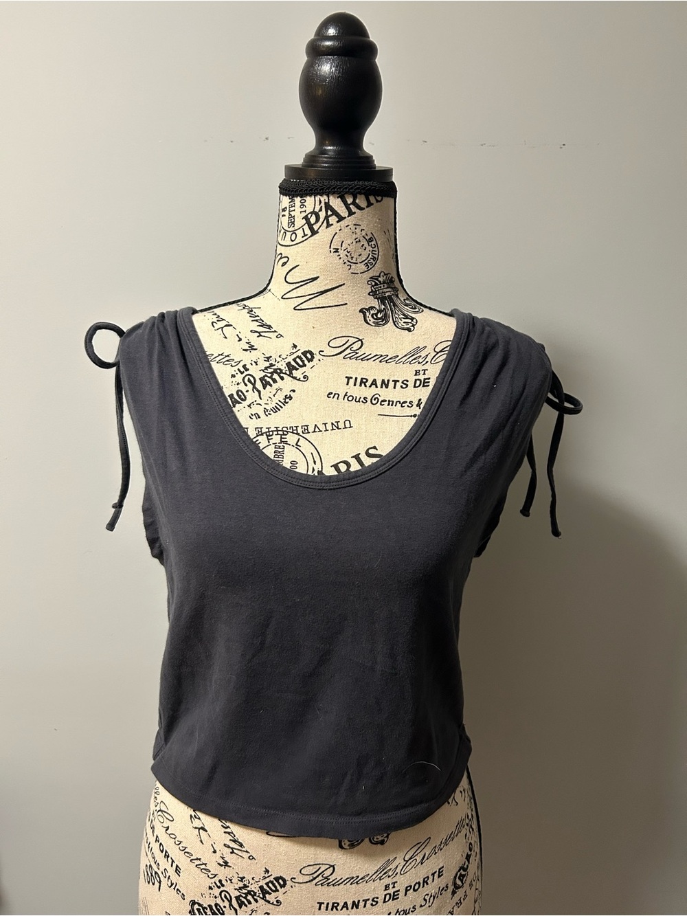 American Eagle Charcoal Tie-Shoulder Scoop Neck Top